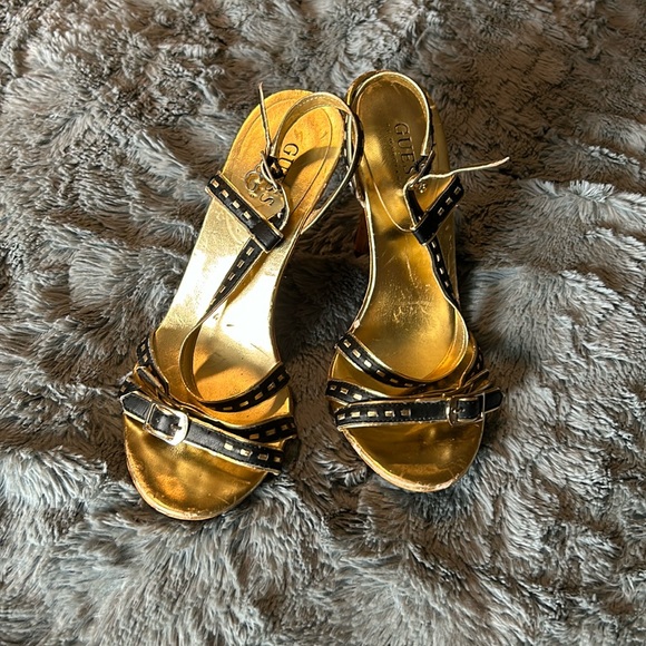 Guess heels. Size 7. - Picture 1 of 4